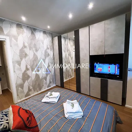 Immobiliare Gd - Nuovissimo Ad-ze Metro Bernini