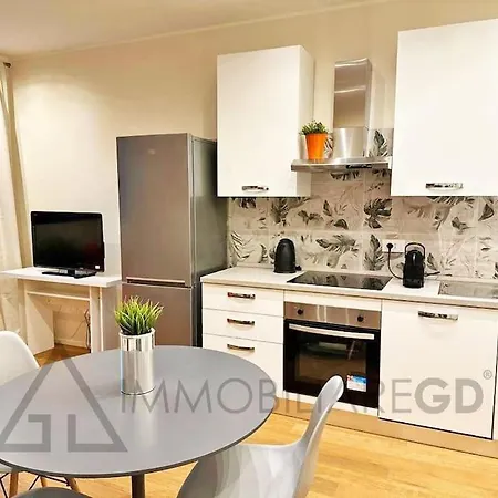 Immobiliare Gd - Nuovissimo Ad-ze Metro Bernini *