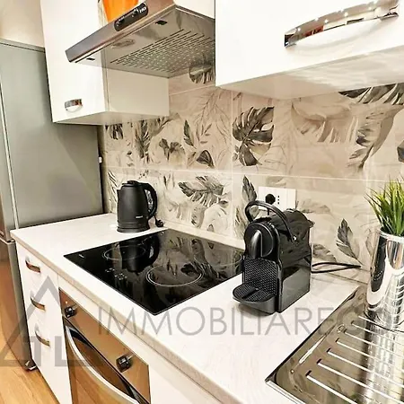Immobiliare Gd - Nuovissimo Ad-ze Metro Bernini * تورينو
